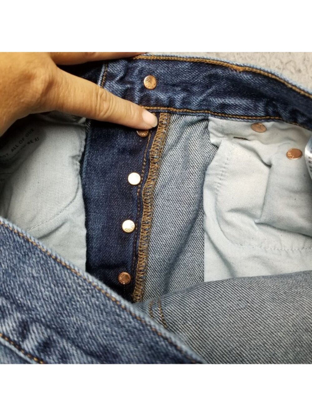 AEO Jeans Womens 4 Blue Cotton Denim Button Fly Hi Rise Girlfriend - Picture 11 of 15